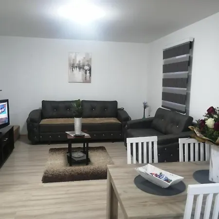 Kuca Za Odmor Jovana&ivona 2023 Obradovic Sokak 41 Simanovci