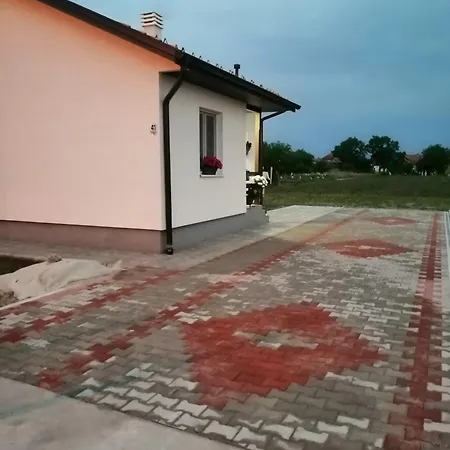 Kuca Za Odmor Jovana&ivona 2023 Obradovic Sokak 41 Apartment Simanovci