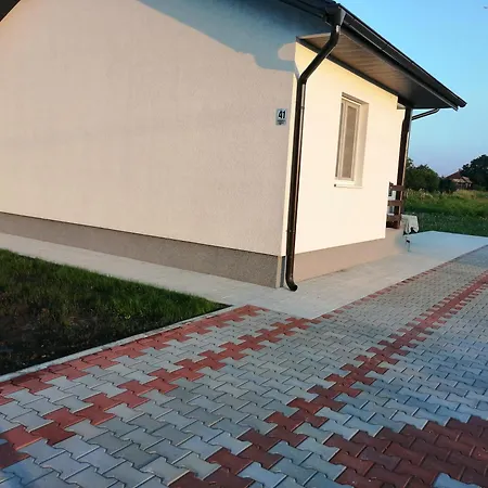 Kuca Za Odmor Jovana&ivona 2023 Obradovic Sokak 41 Apartment